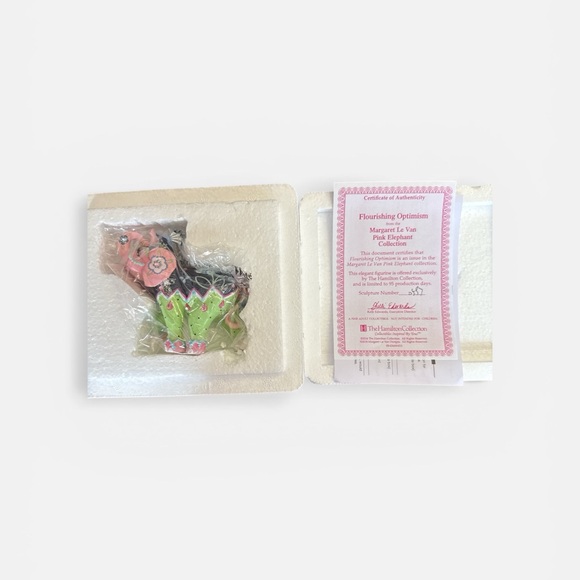 Colorful Elephant Figurine new in box - Picture 6 of 8